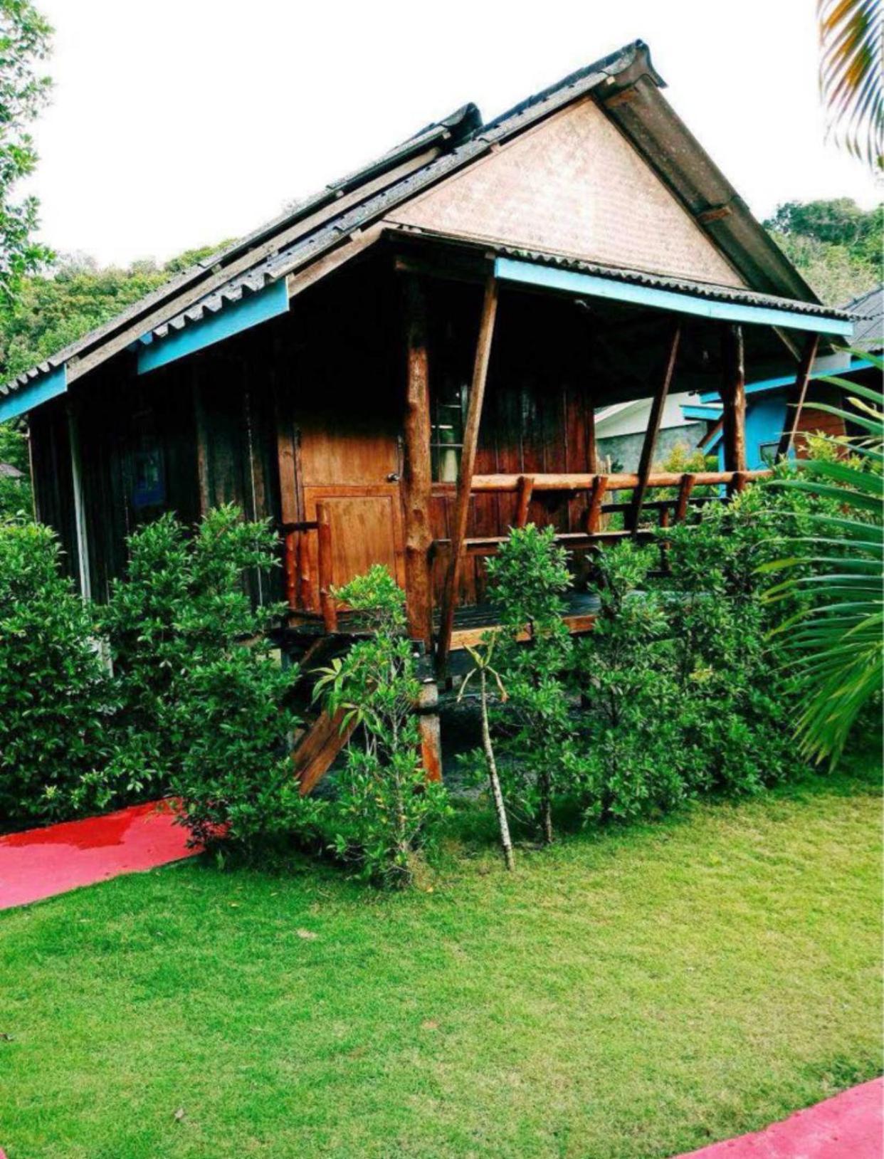 Markhouse Bungalow Ko Kut Exterior photo