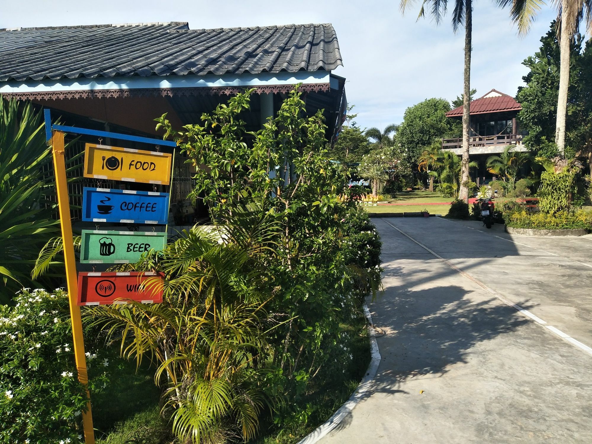 Markhouse Bungalow Ko Kut Exterior photo